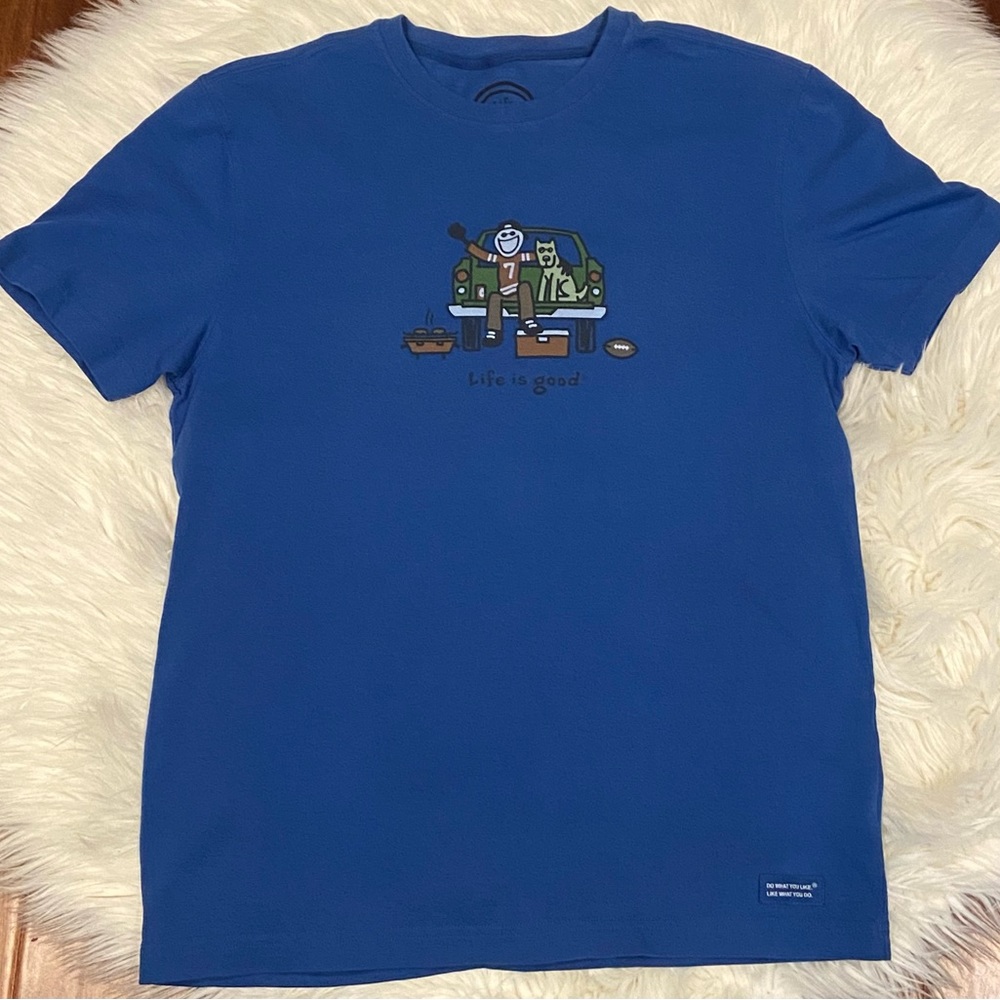 Men's Life is good tee